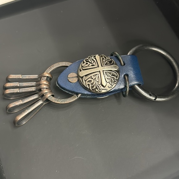 Leather Keychain - Picture 5 of 10